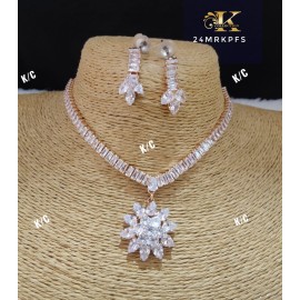 Beautiful Pendant Rose Gold Diamond Necklace Set 