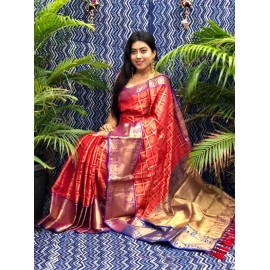 Kanchipuram Sarees Have The Perfect Kanchi Border 